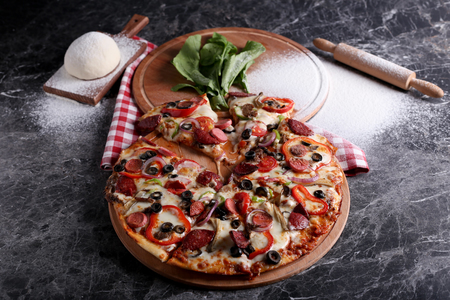 Karışık Pizza